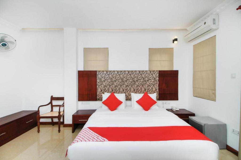 Hotel Queensbury Malabe Kaduwela Extérieur photo
